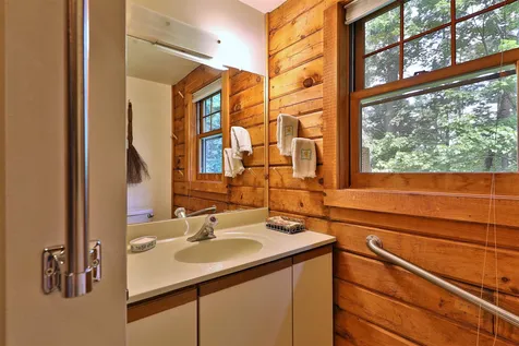 191 Forest Mountain Road Peru VT 05152