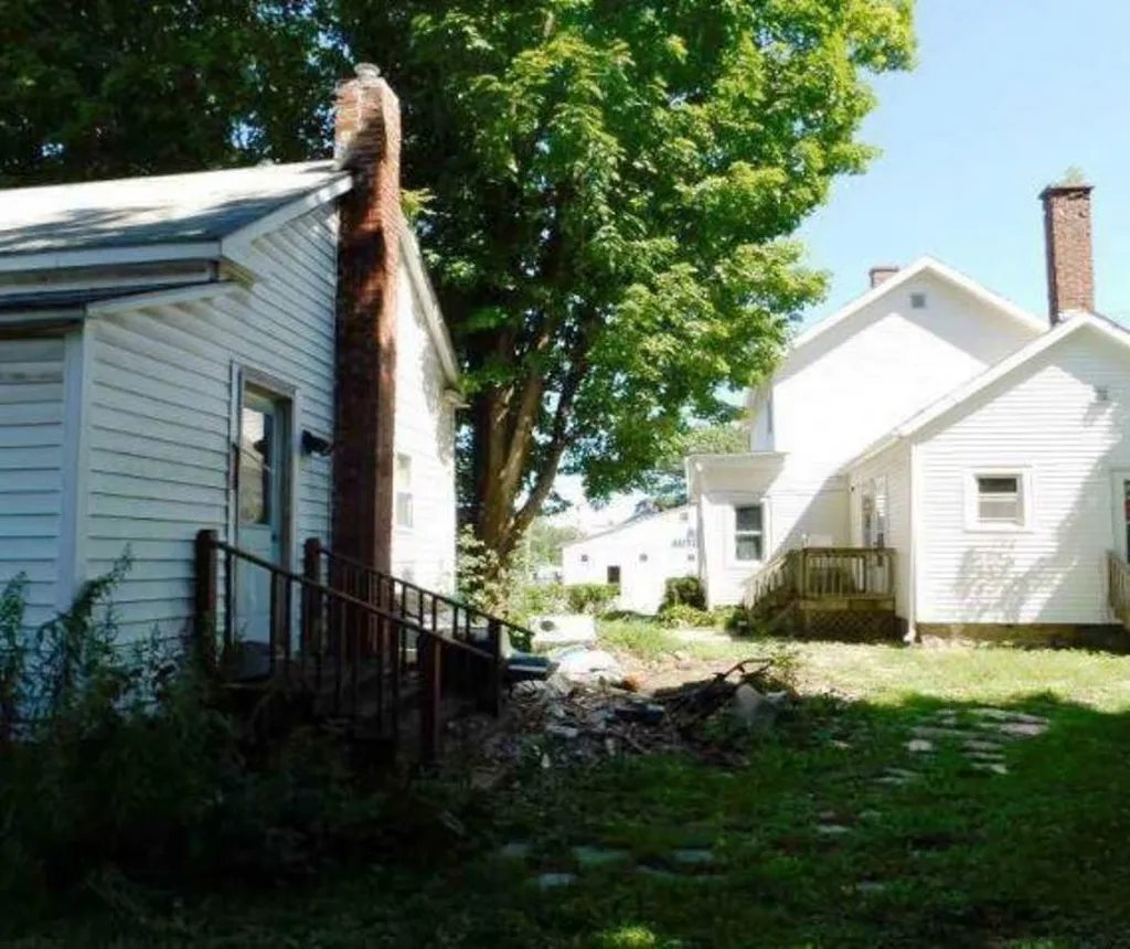 103 County Street Bennington VT 05201