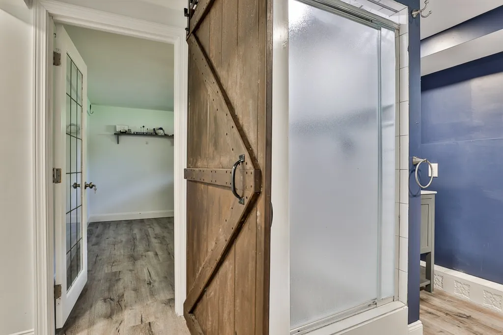 81 Rockingham Road Londonderry NH 03053