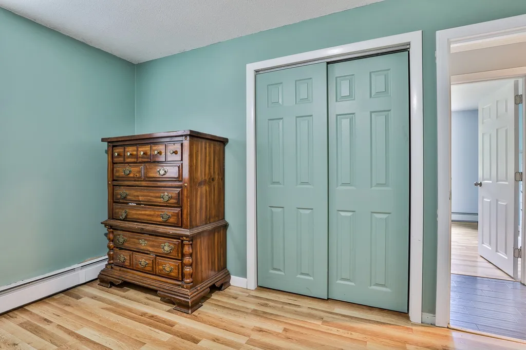 81 Rockingham Road Londonderry NH 03053