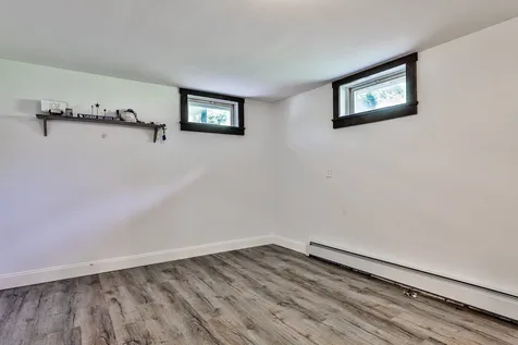 81 Rockingham Road Londonderry NH 03053