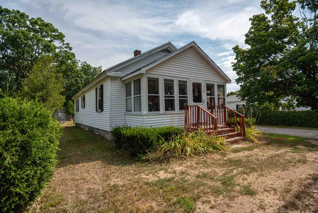 118 Brock Street Rochester NH 03867