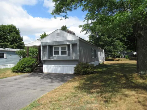 32 Hayes Park Exeter NH 03833