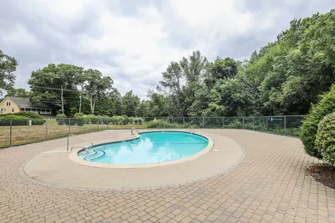 9 Foxtail Lane Goffstown NH 03045