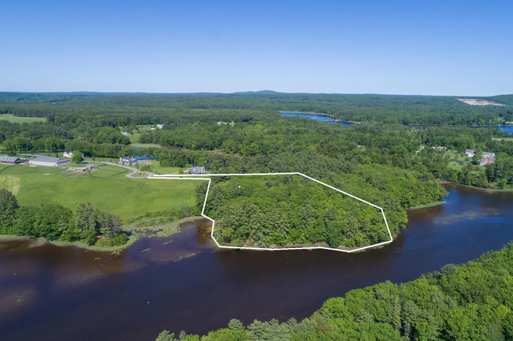 Lot 8 Saddle Trail Drive Dover NH 03820