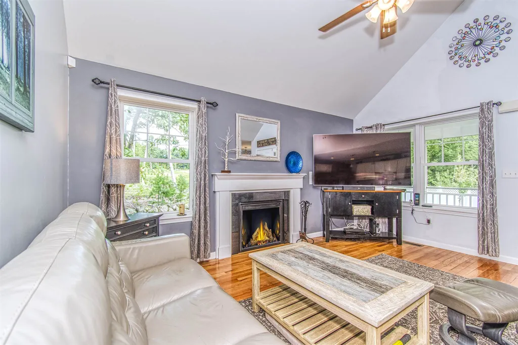 110 Gristmill Road Fremont NH 03044