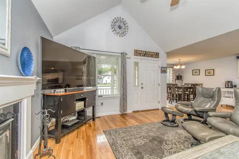 110 Gristmill Road Fremont NH 03044