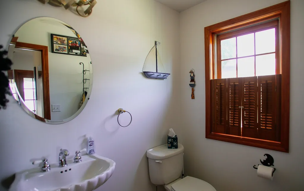 137 E Lakeshore Drive Colchester VT 05446