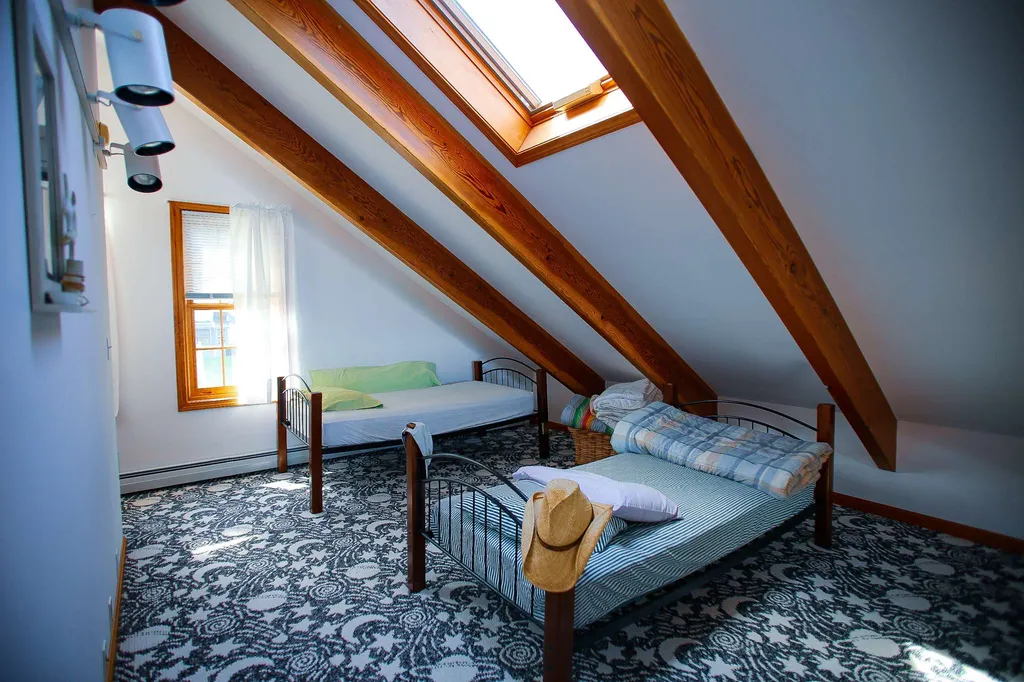 137 E Lakeshore Drive Colchester VT 05446