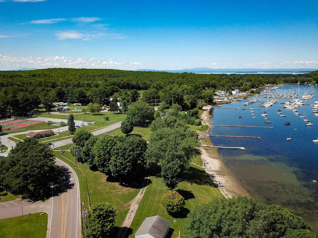 137 E Lakeshore Drive Colchester VT 05446