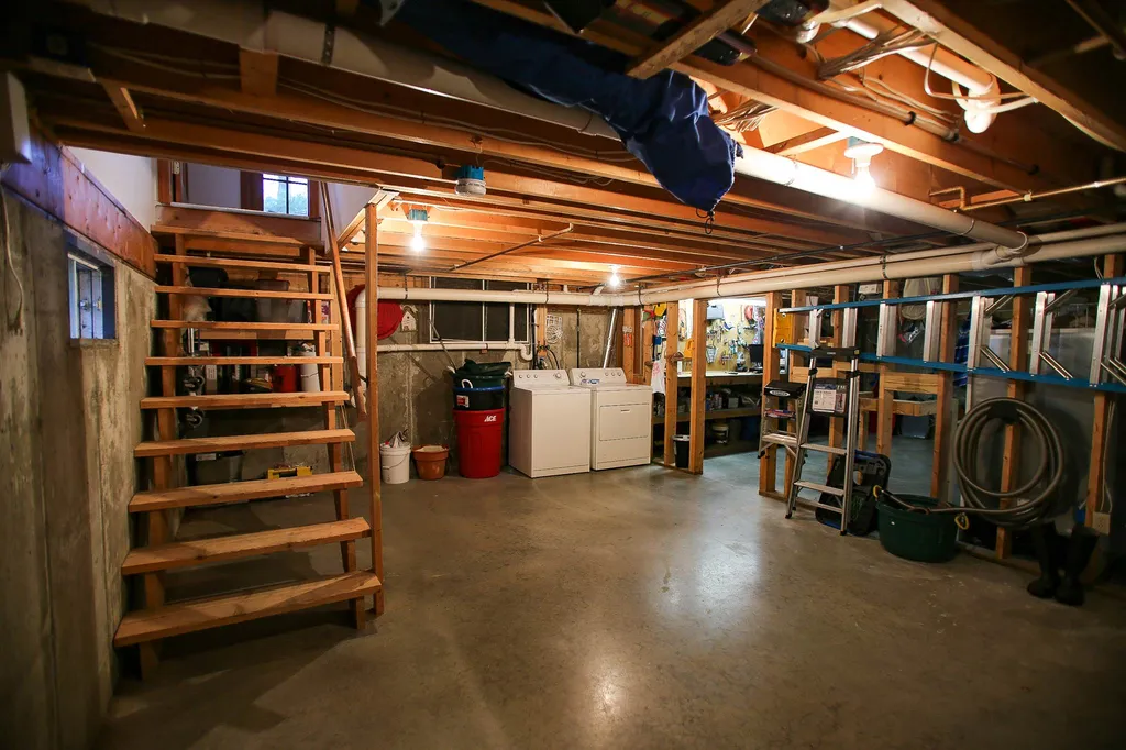 137 E Lakeshore Drive Colchester VT 05446