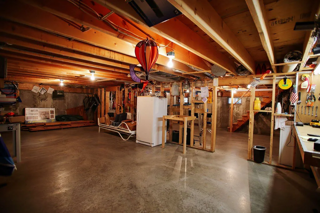 137 E Lakeshore Drive Colchester VT 05446