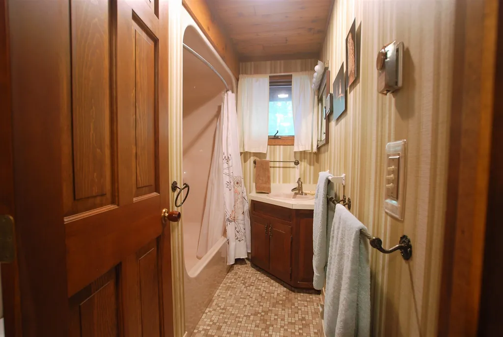 29 Soley Lane Meredith NH 03253