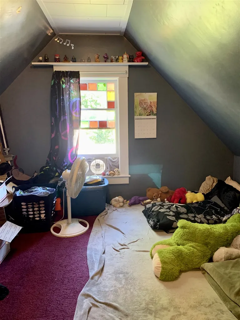 130 W. Bow Street Franklin NH 03235