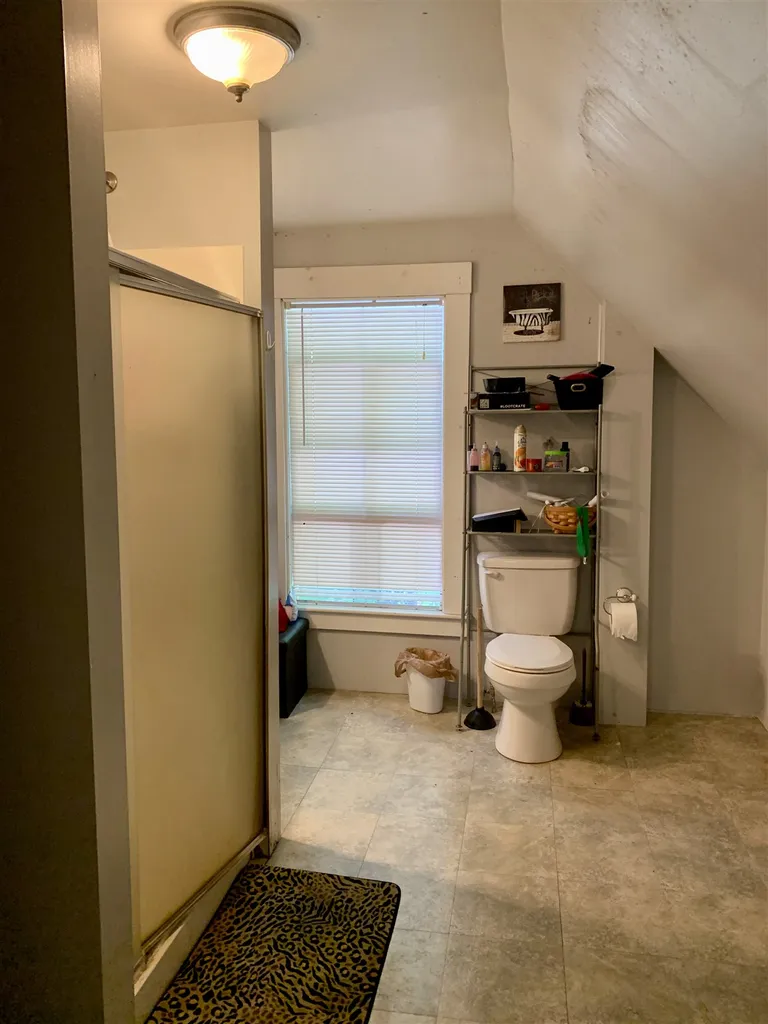 130 W. Bow Street Franklin NH 03235