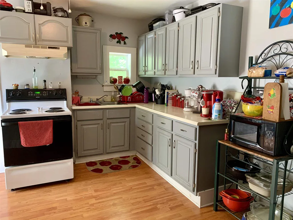 130 W. Bow Street Franklin NH 03235
