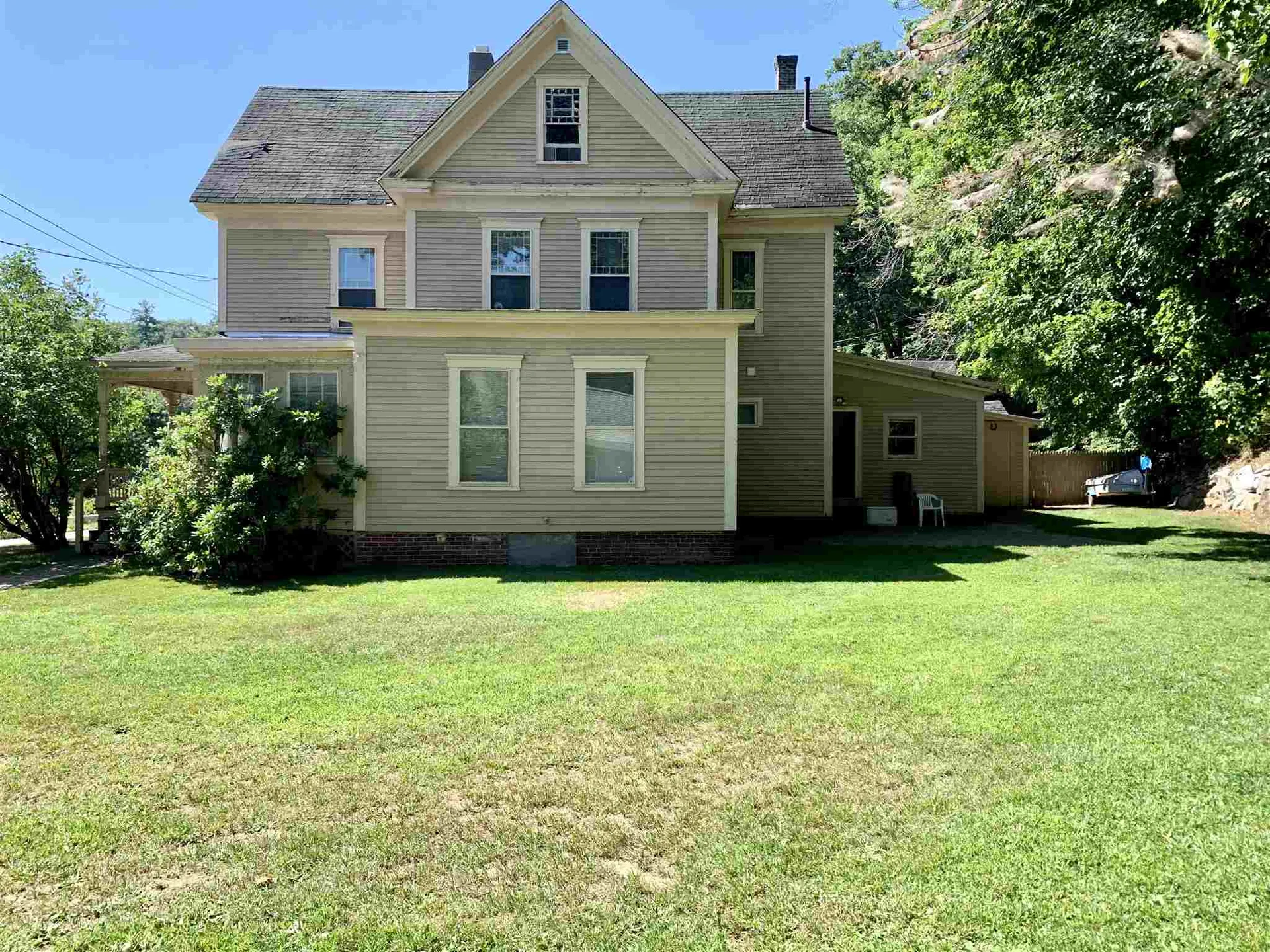 130 W. Bow Street Franklin NH 03235
