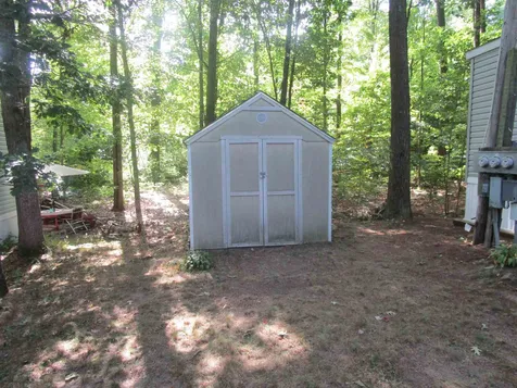 16 Garnet Lane Merrimack NH 03054
