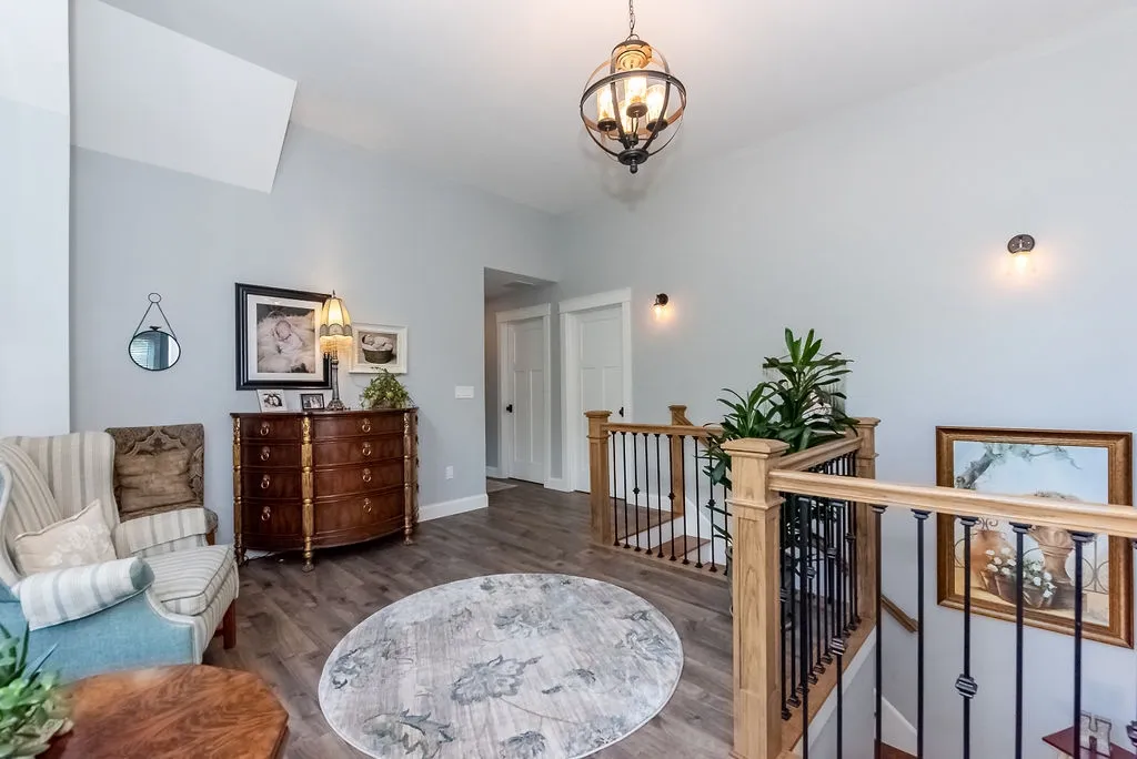 184 Mast Road Lee NH 03861