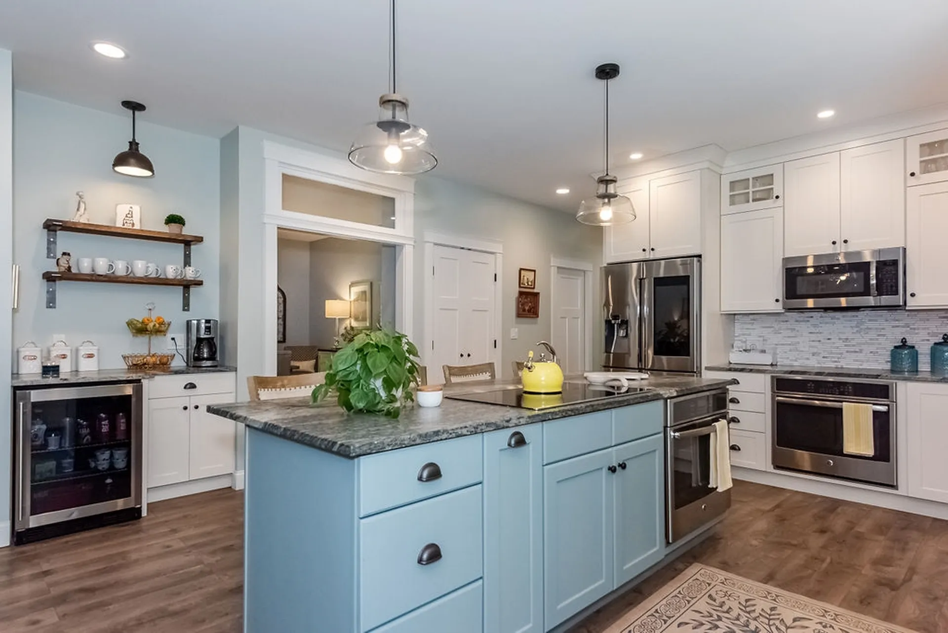 184 Mast Road Lee NH 03861