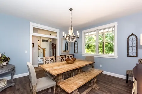 184 Mast Road Lee NH 03861