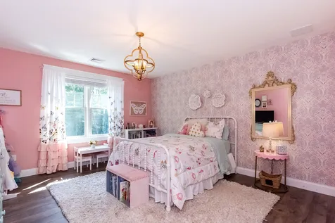 184 Mast Road Lee NH 03861