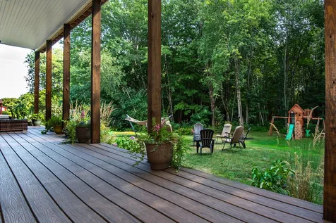 184 Mast Road Lee NH 03861