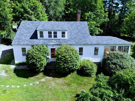 85 Coxboro Road Holderness NH 03245