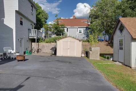 670-672 Amory Street Manchester NH 03102