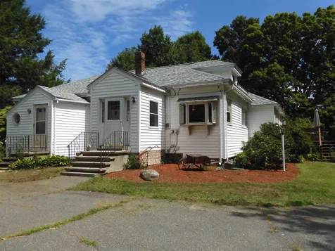 17 Webster Street Salem NH 03079-2044