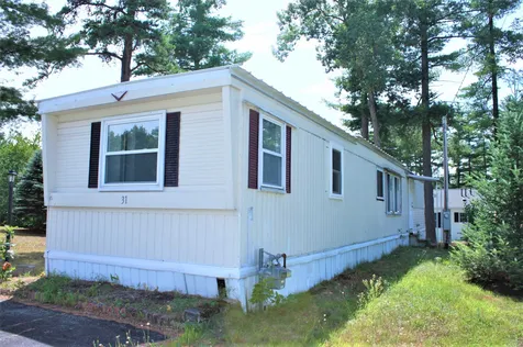 31 Centerwood Drive Concord NH 03301