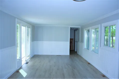 31 Centerwood Drive Concord NH 03301