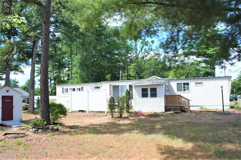 31 Centerwood Drive Concord NH 03301