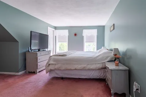 23 Cheney Lane Danville NH 03819