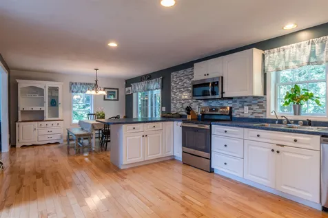 23 Cheney Lane Danville NH 03819