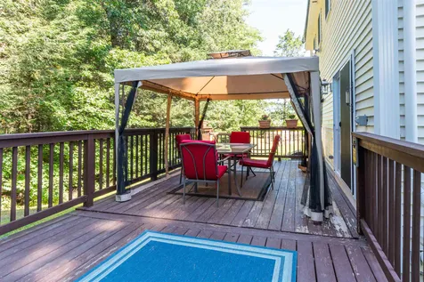 23 Cheney Lane Danville NH 03819