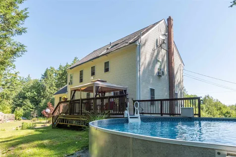 23 Cheney Lane Danville NH 03819