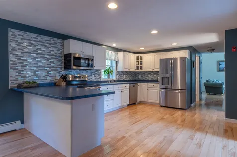23 Cheney Lane Danville NH 03819
