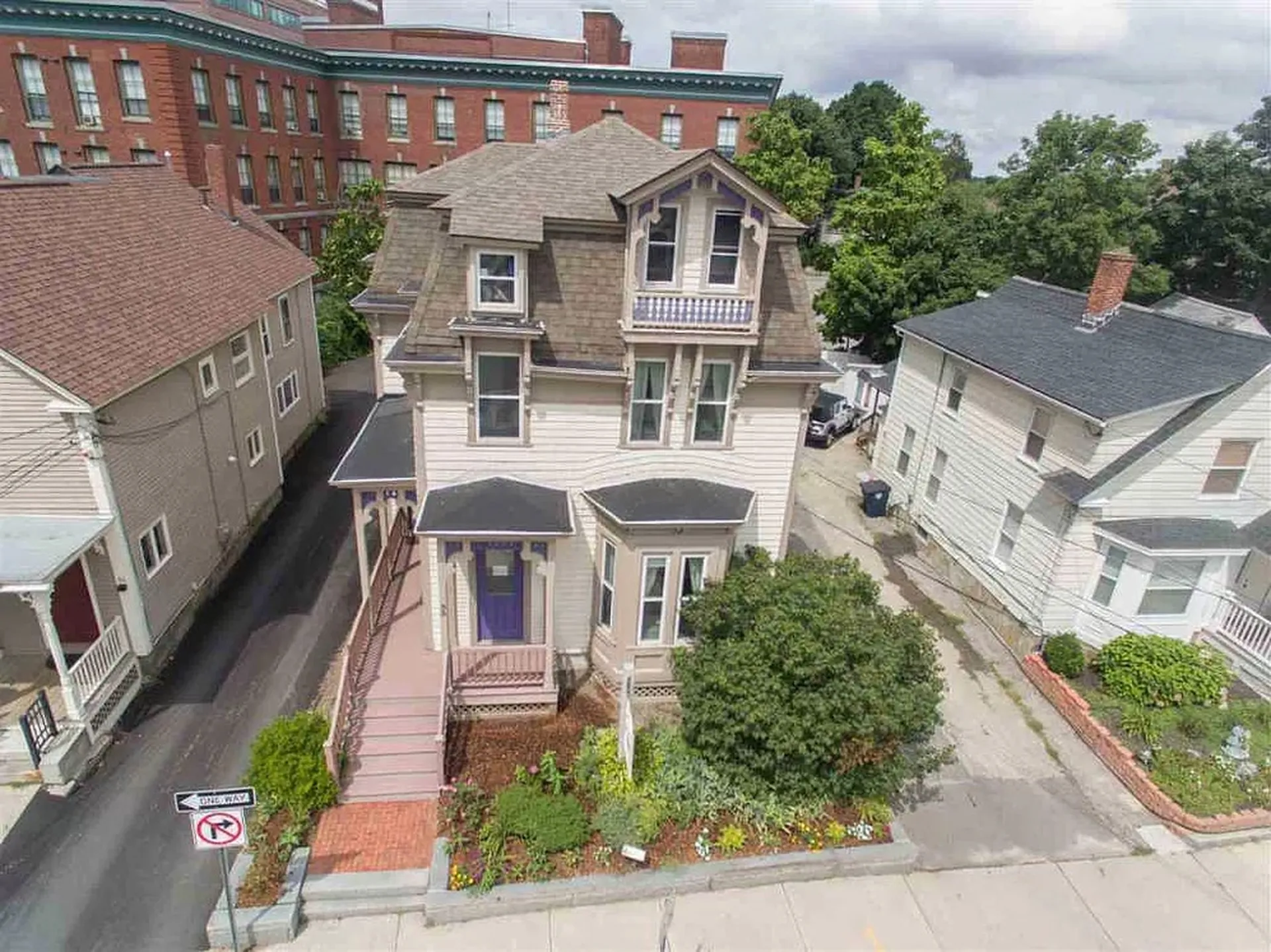 33 East Pearl Street Nashua NH 03060