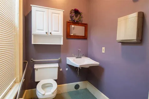 33 East Pearl Street Nashua NH 03060