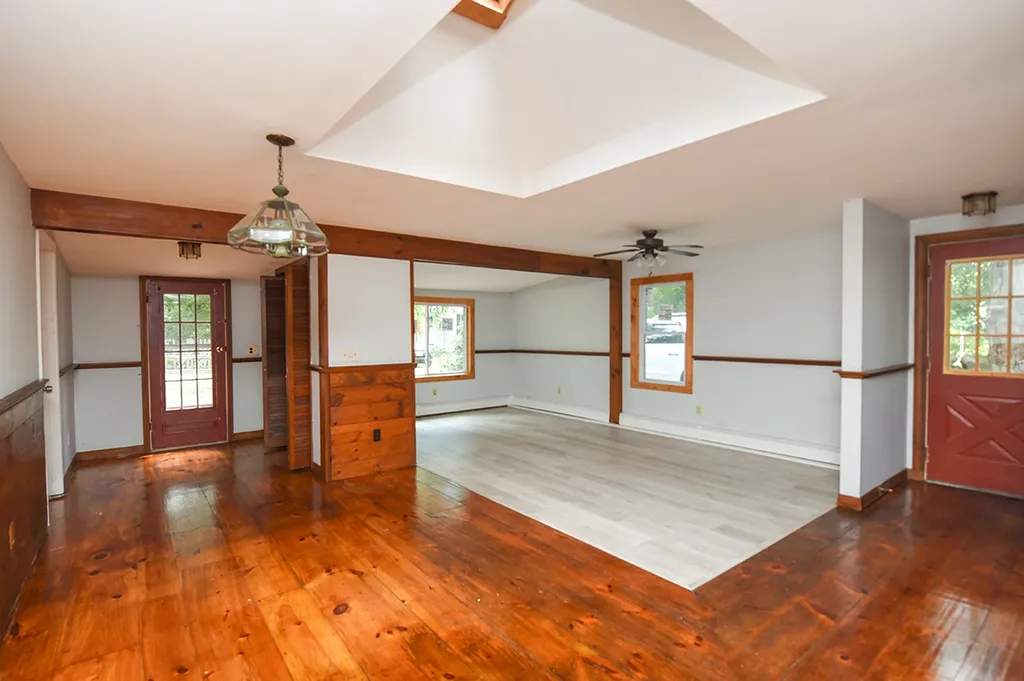 5 Lakeview Avenue Sandown NH 03873