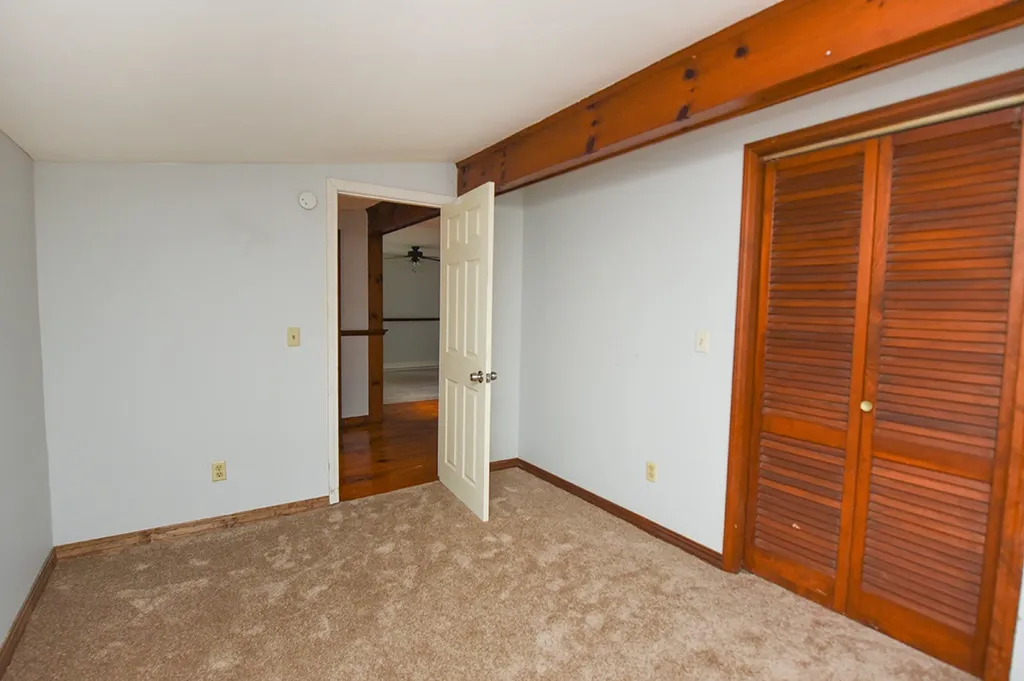 5 Lakeview Avenue Sandown NH 03873