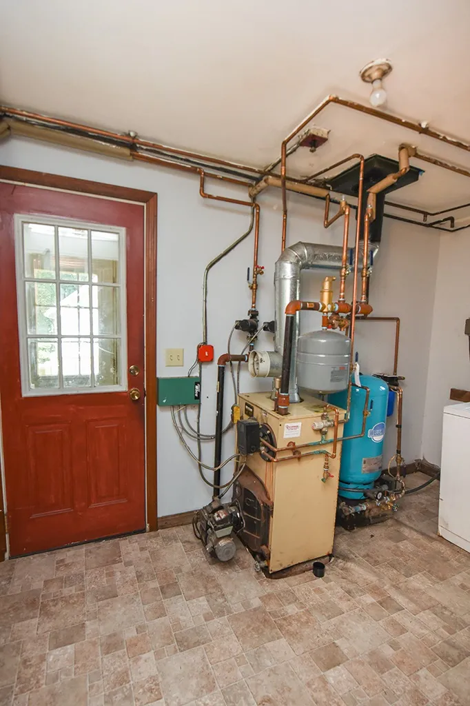5 Lakeview Avenue Sandown NH 03873