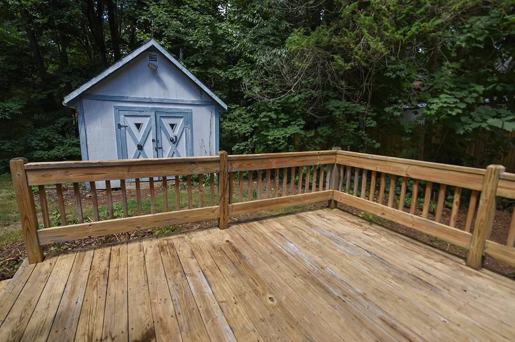5 Lakeview Avenue Sandown NH 03873