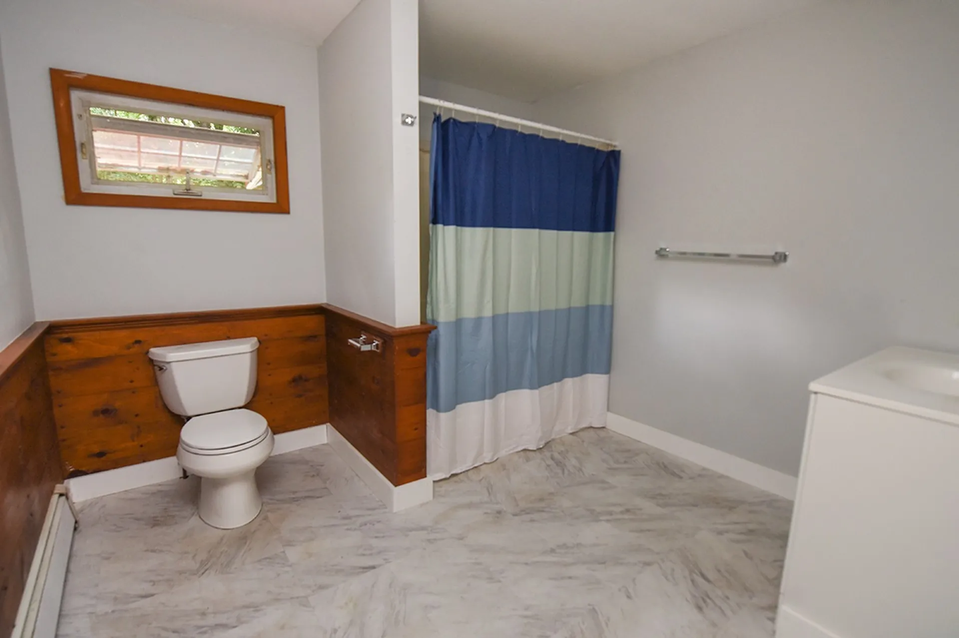 5 Lakeview Avenue Sandown NH 03873
