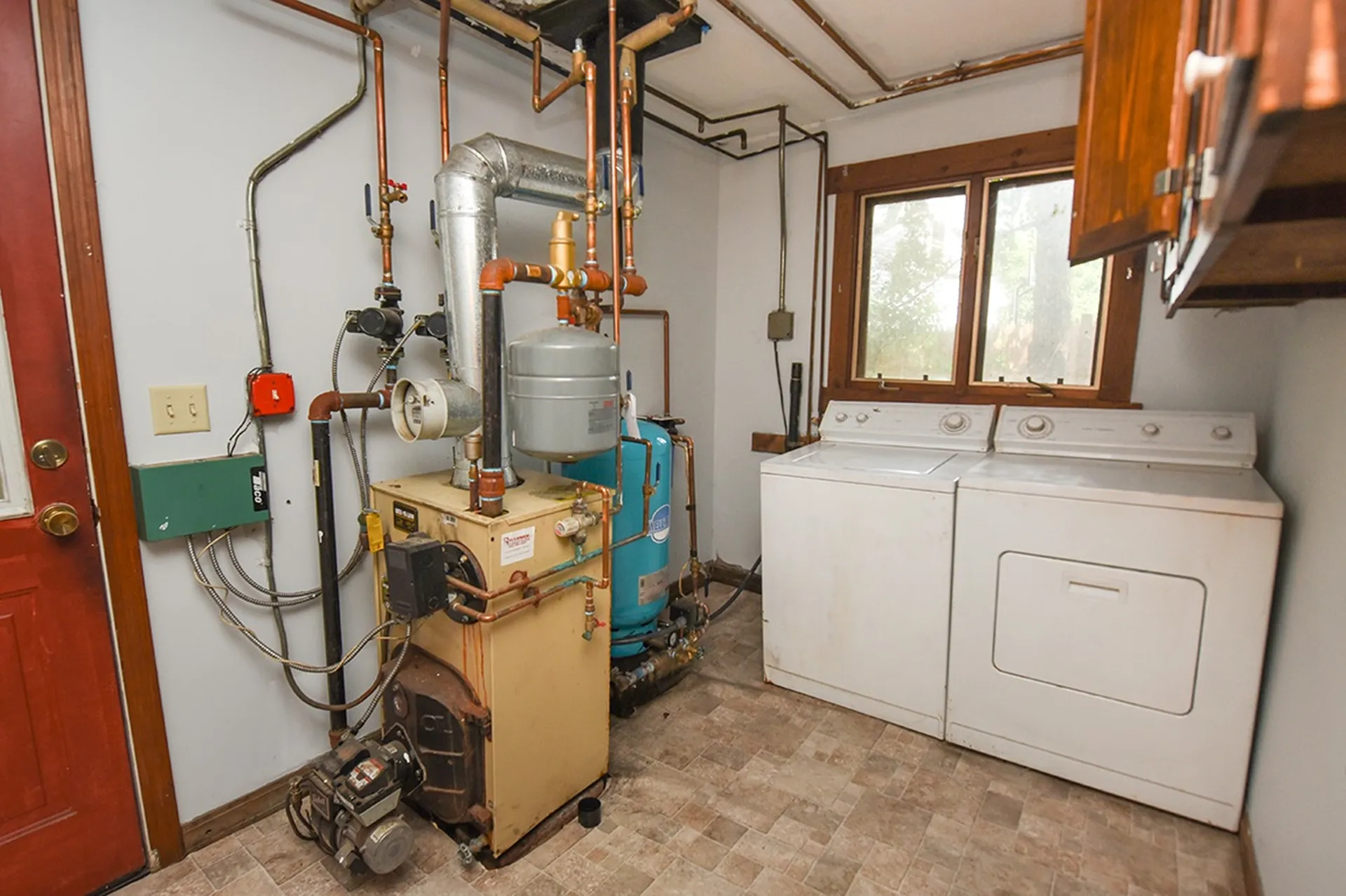 5 Lakeview Avenue Sandown NH 03873