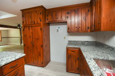5 Lakeview Avenue Sandown NH 03873