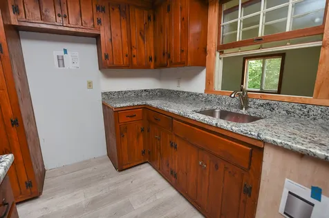5 Lakeview Avenue Sandown NH 03873