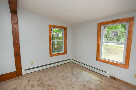 5 Lakeview Avenue Sandown NH 03873