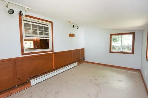 5 Lakeview Avenue Sandown NH 03873